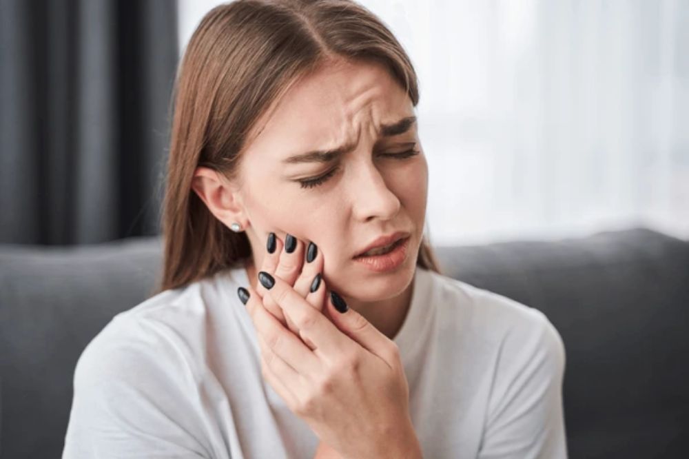 why emergency dental care is a must for urgent tooth problems